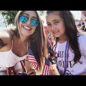 Meet your Posher, Courtney